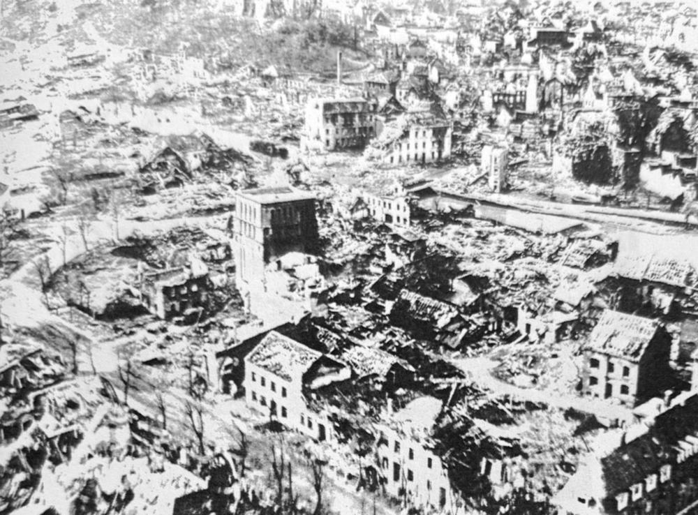 La ciudad de Kleve destruida